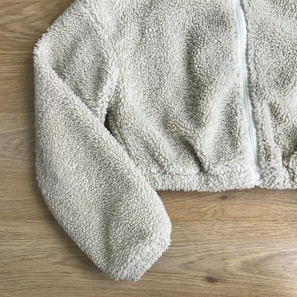 Shein Ladies Wool Blend Cropped Jacket Beige Size Small Faux Fur Sherpa - Picture 4 of 12